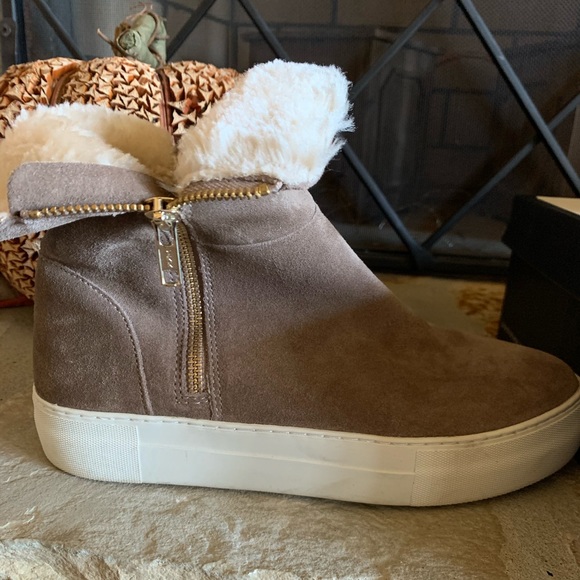 J Slides Allie Boots - Picture 2 of 3